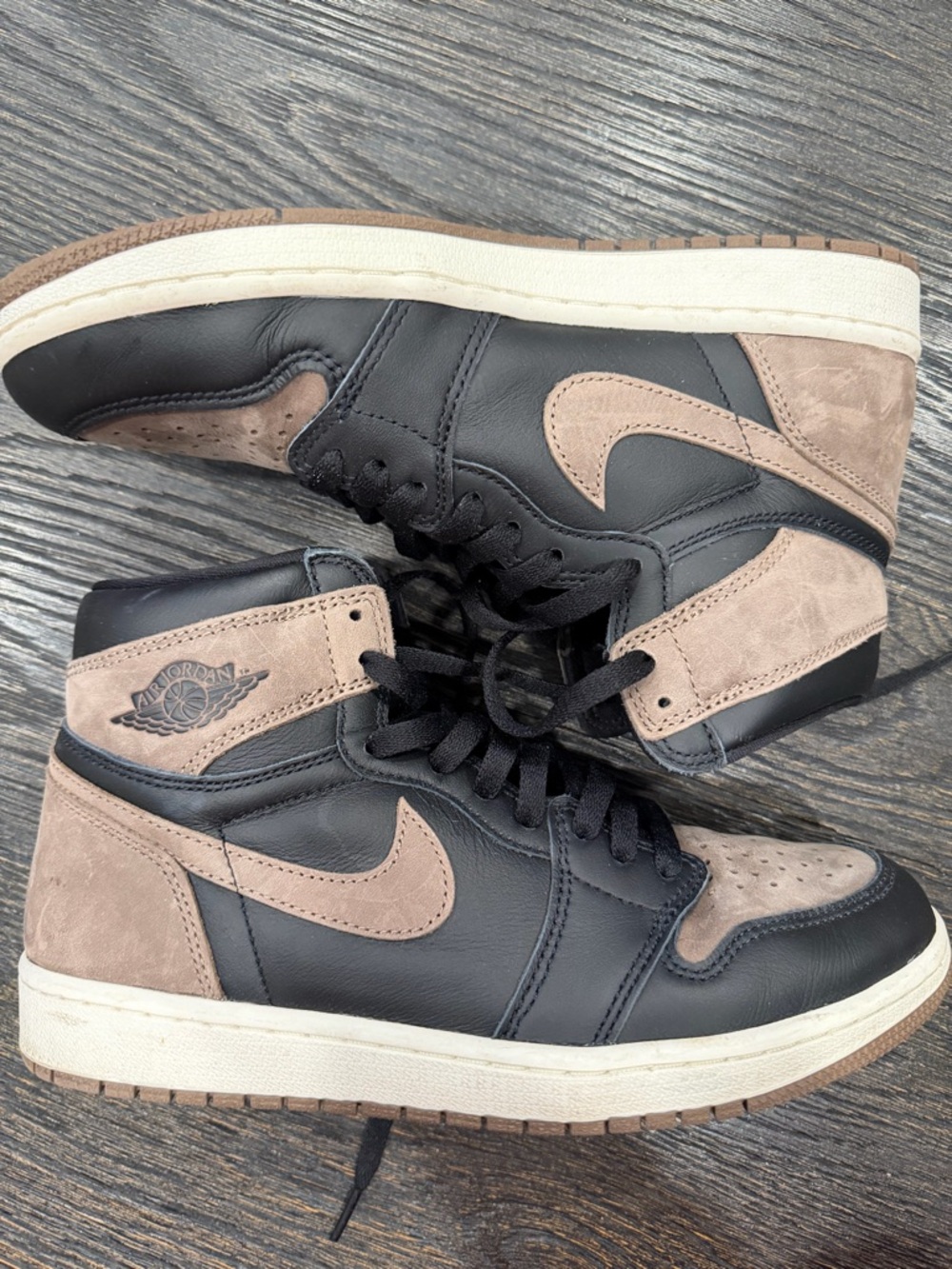 Jordan 1 Retro OG High Palomino men’s size 10.5